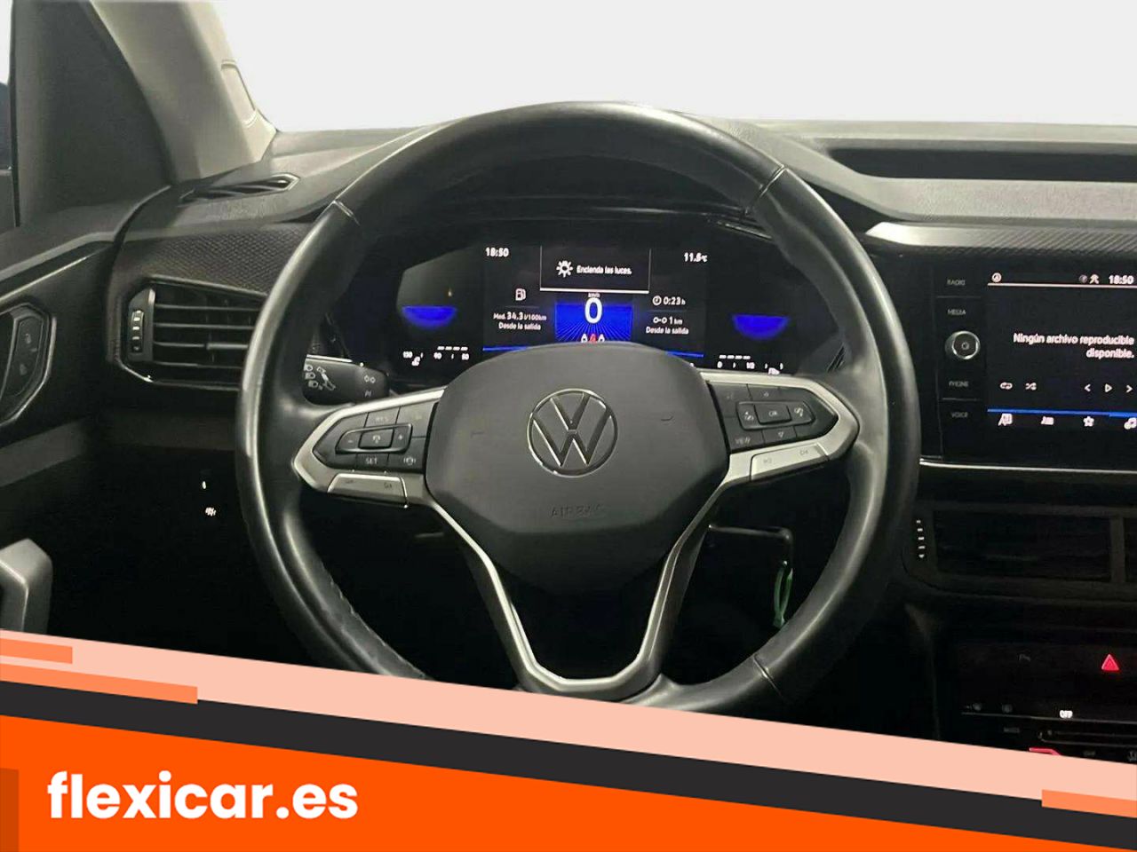 Foto Volkswagen T-Cross 12