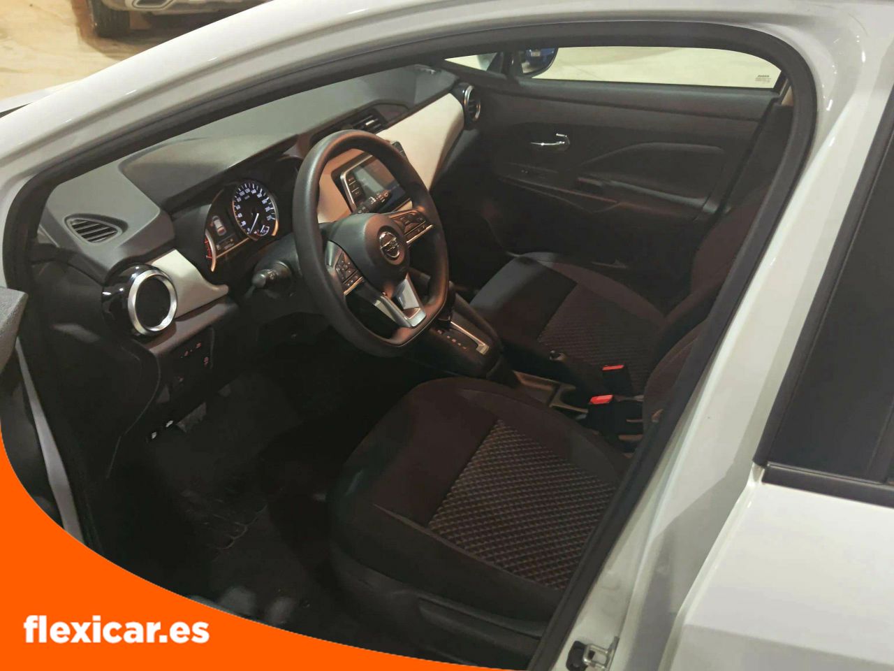 Foto Nissan Micra 17