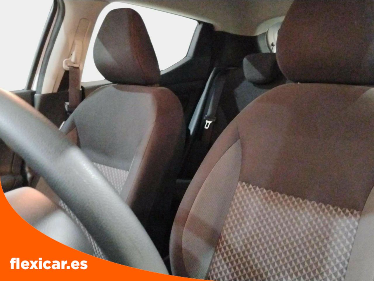 Foto Nissan Micra 10