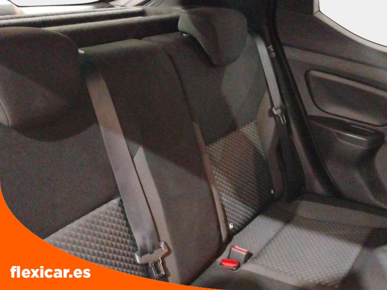 Foto Nissan Micra 12