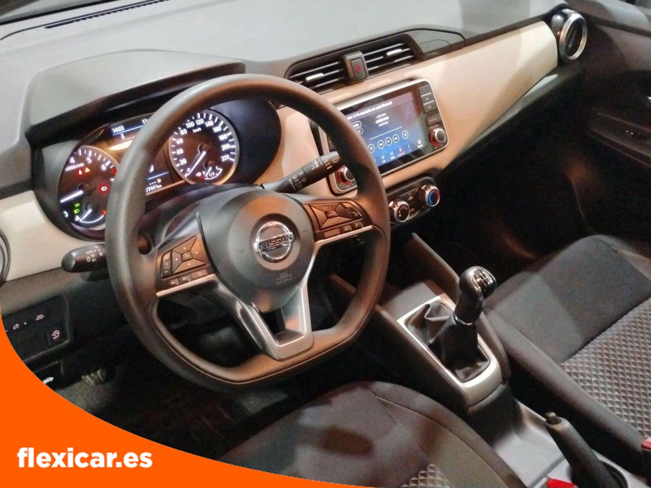 Foto Nissan Micra 13