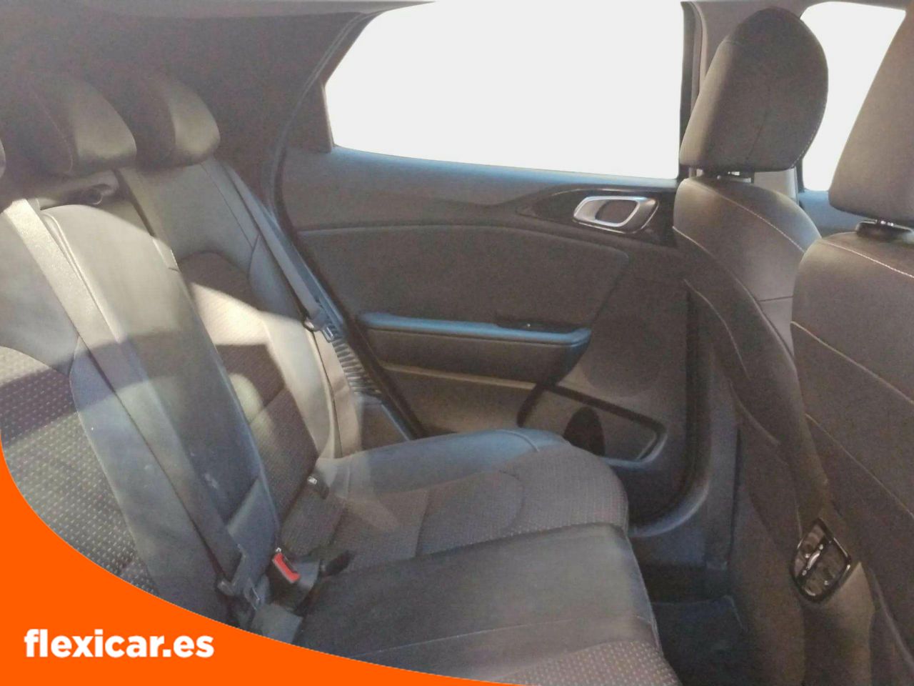 Foto Kia XCeed 13