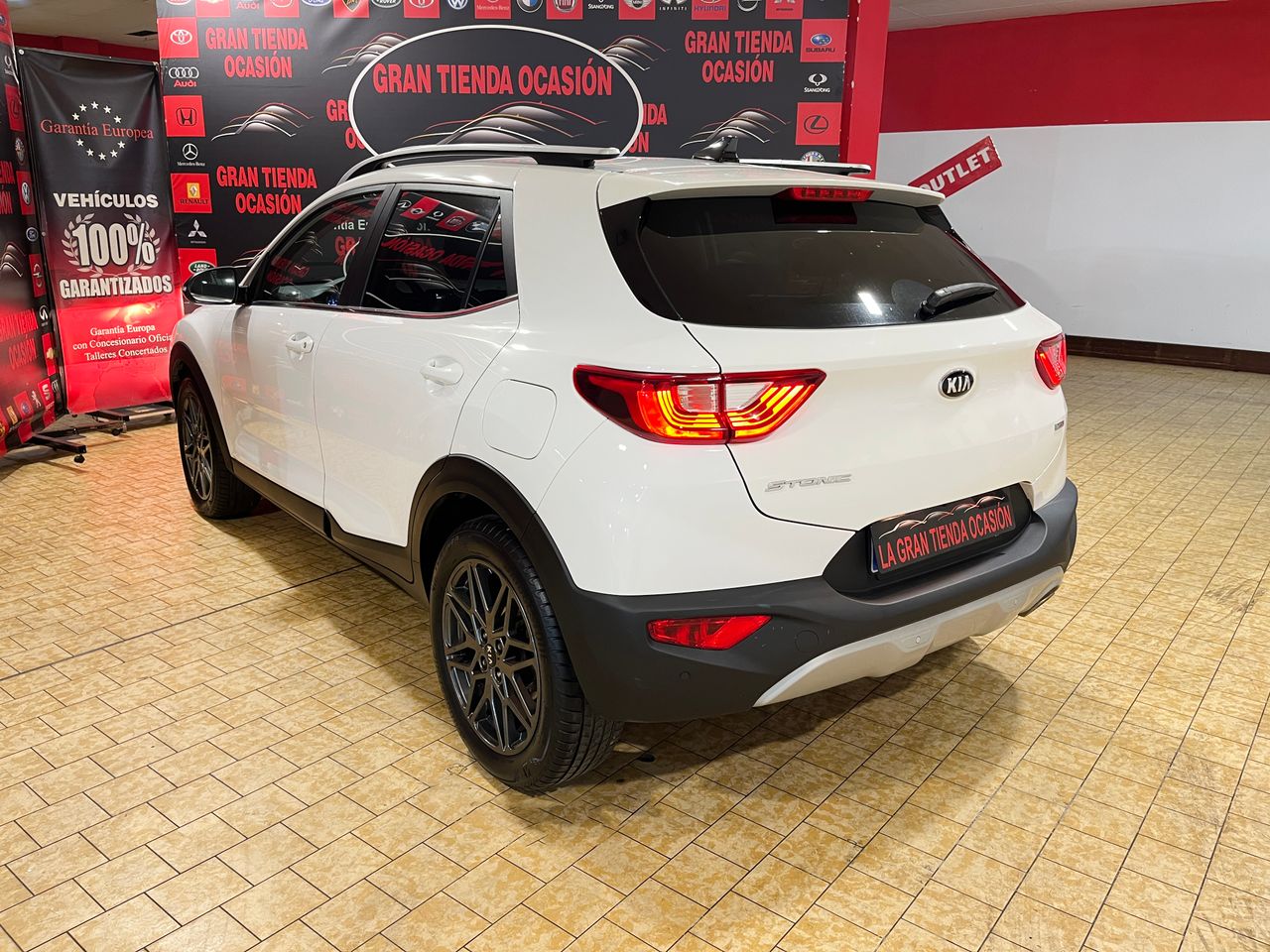 Foto Kia Stonic 7