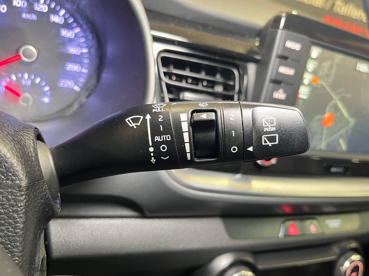 Foto Kia Stonic 18
