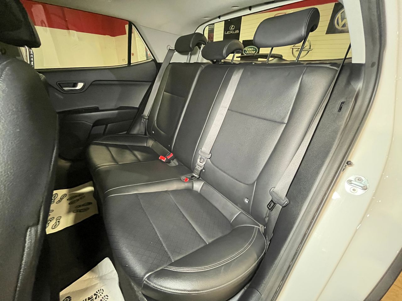 Foto Kia Stonic 29