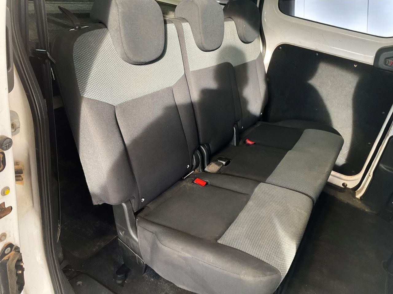 Foto Nissan NV200 8
