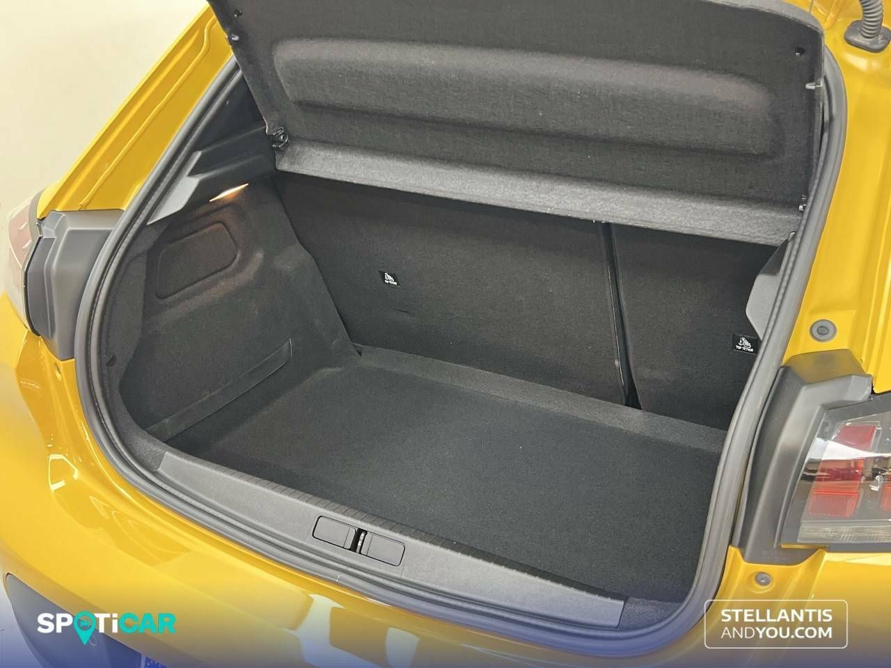 Foto Peugeot 208 6