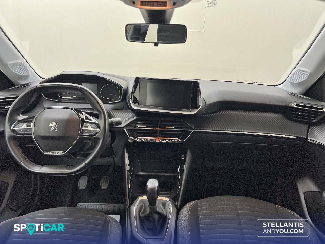 Foto Peugeot 208 8