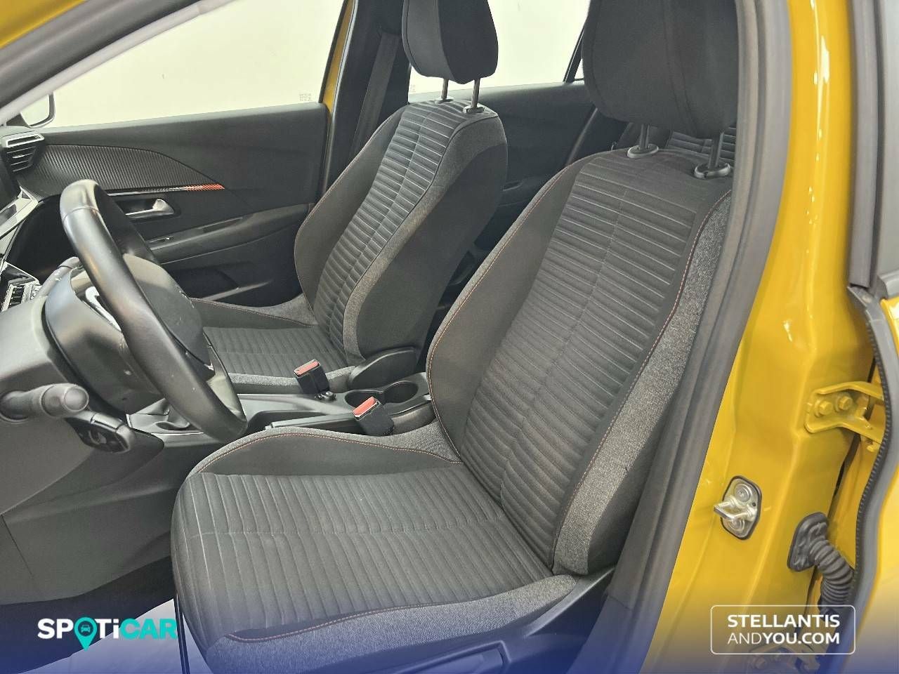 Foto Peugeot 208 9