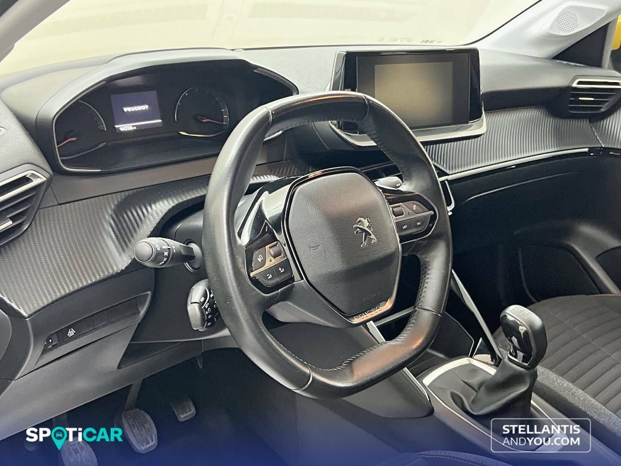 Foto Peugeot 208 12