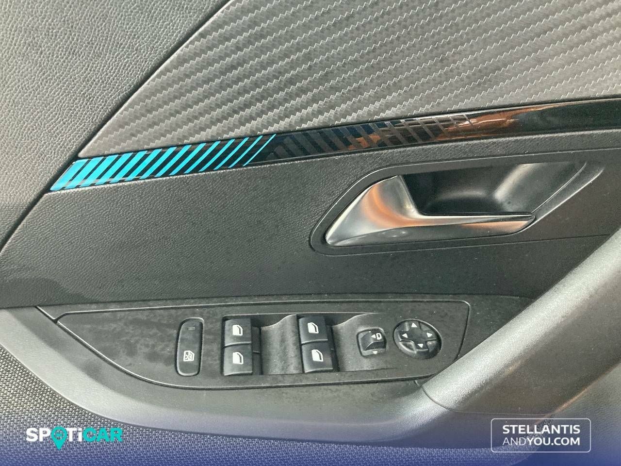 Foto Peugeot 2008 12