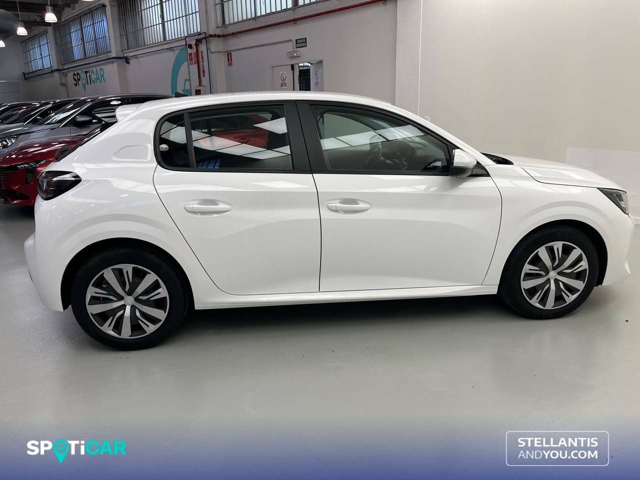 Foto Peugeot 208 4