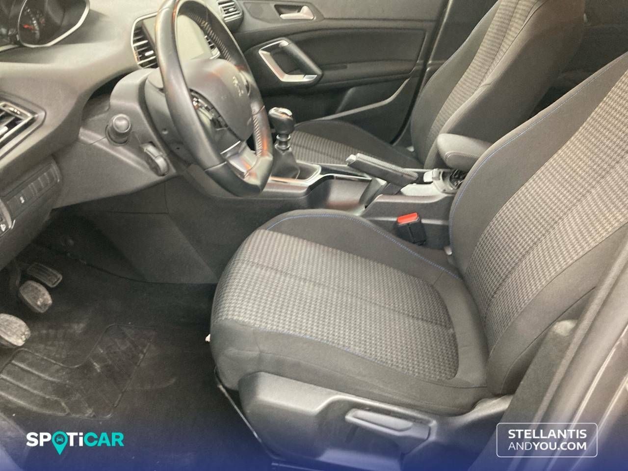 Foto Peugeot 308 9
