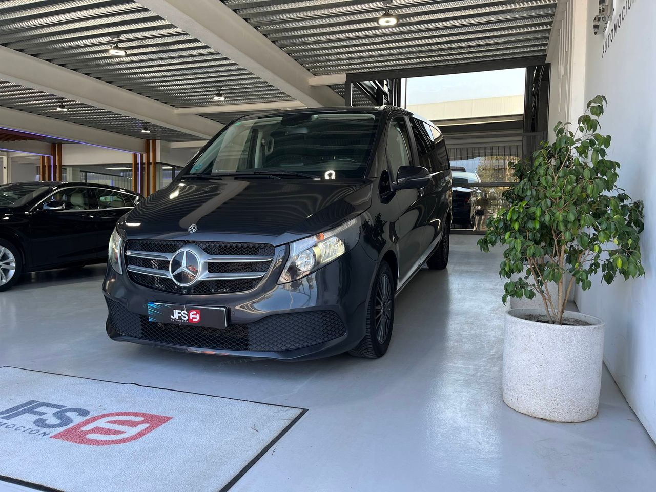 Foto Mercedes-Benz Clase V 2