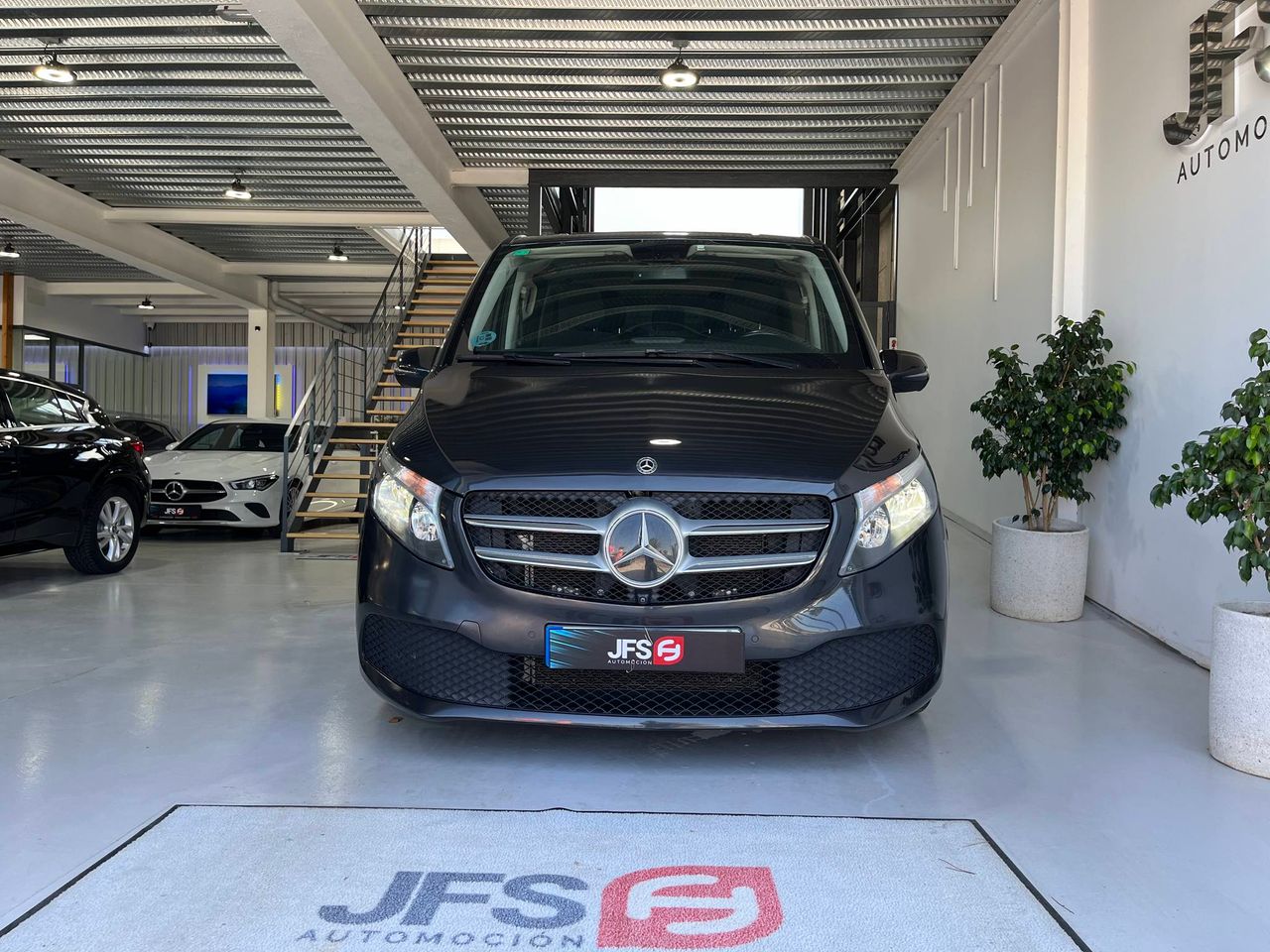 Foto Mercedes-Benz Clase V 3