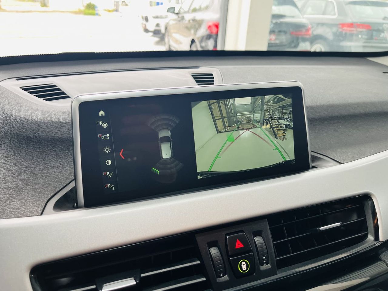 Foto BMW X1 16
