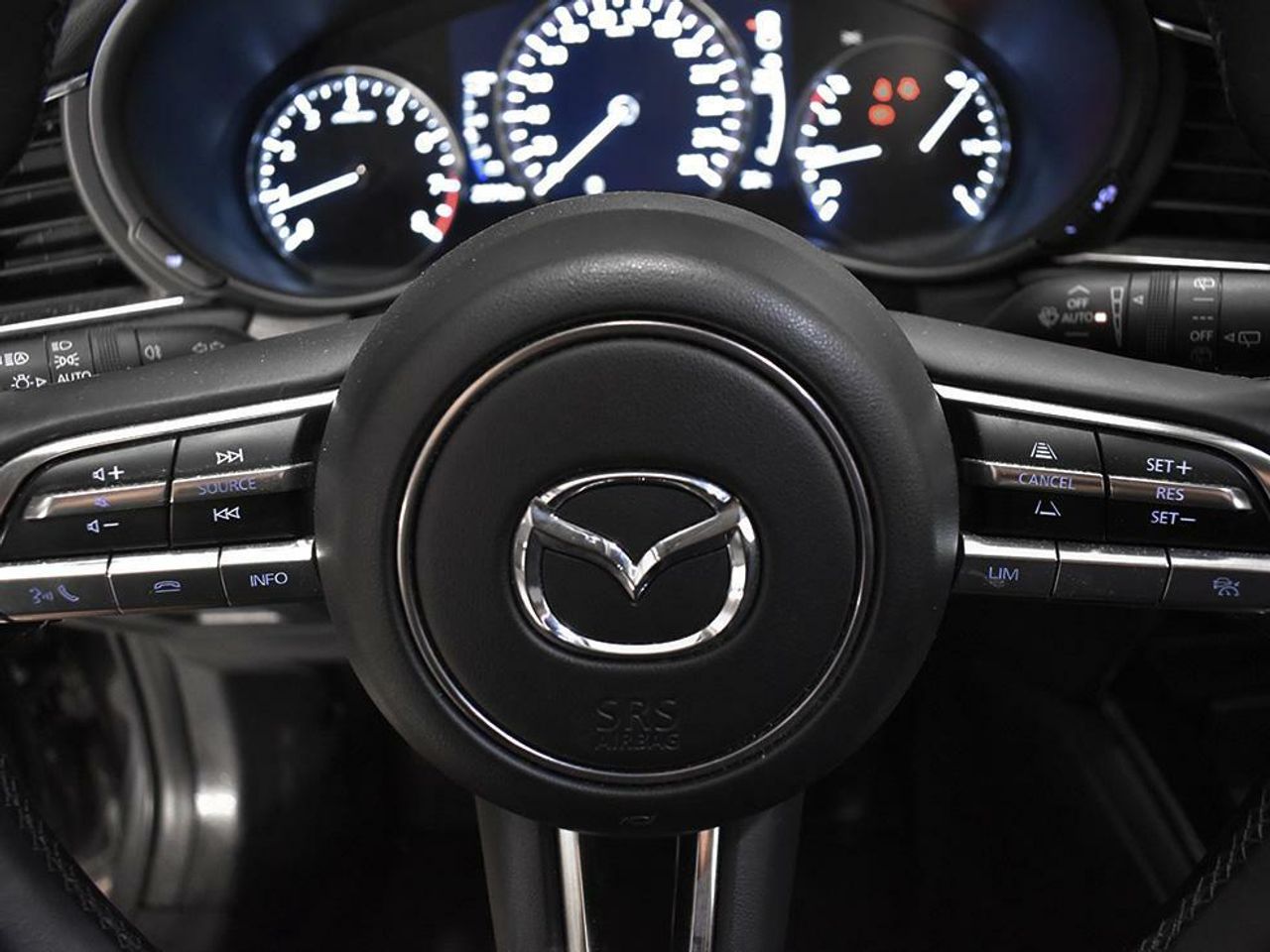 Foto Mazda CX-30 5