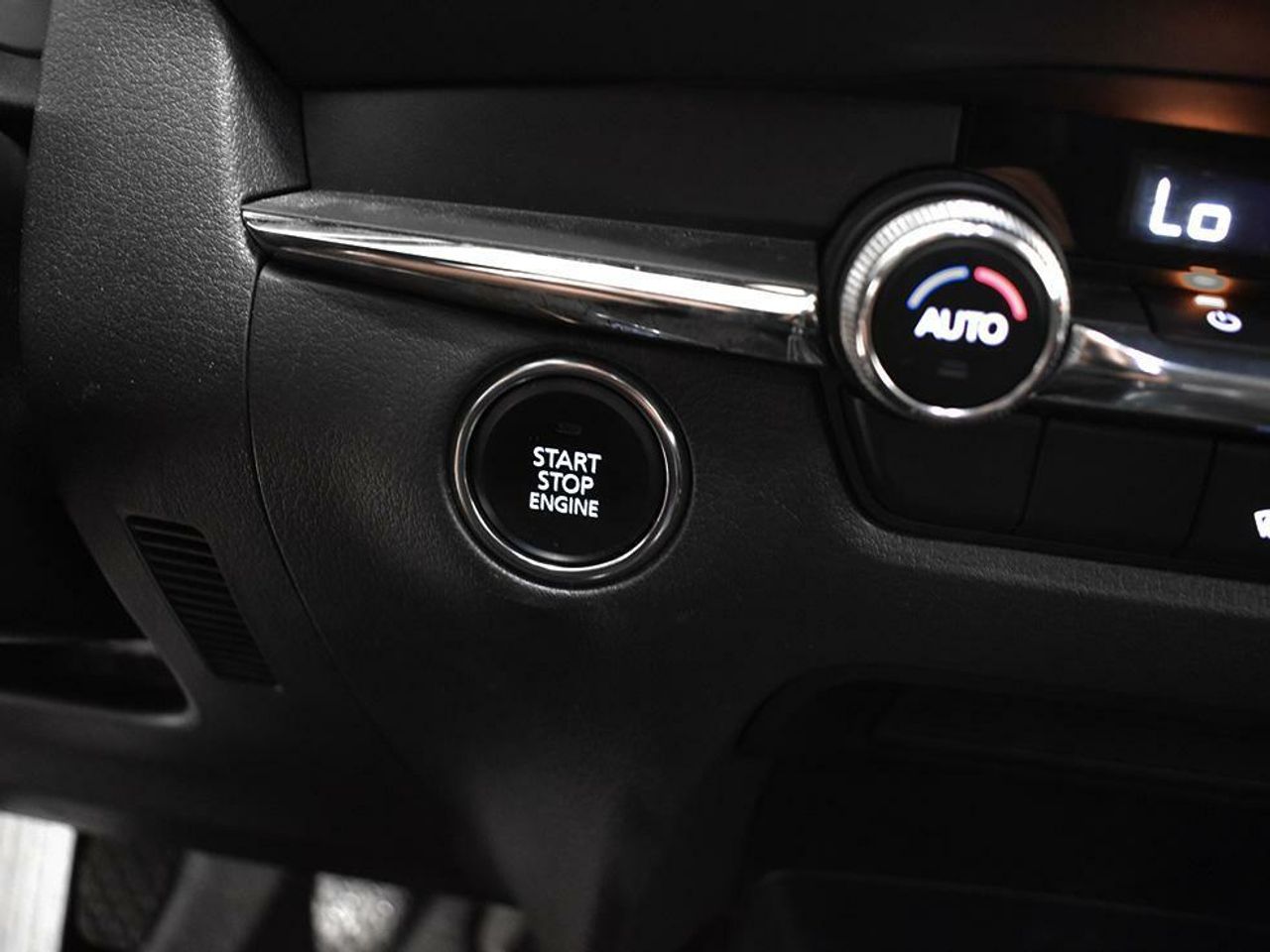 Foto Mazda CX-30 9