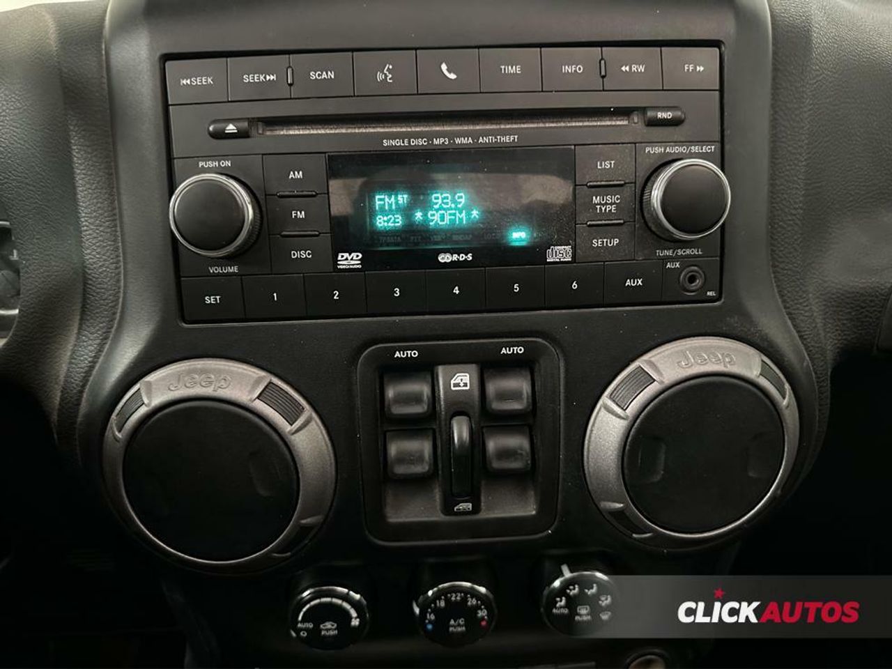 Foto Jeep Wrangler 13