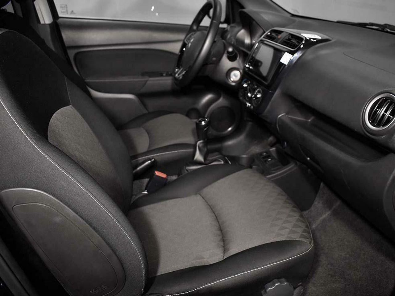 Foto Mitsubishi Space Star 10