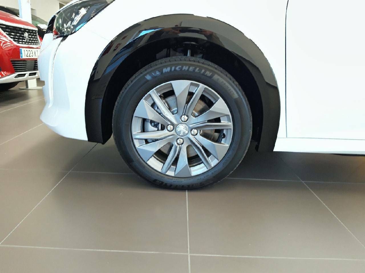 Foto Peugeot 208 11