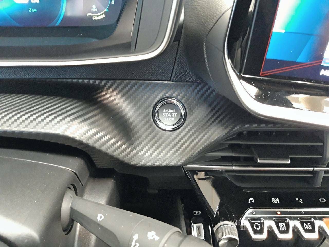 Foto Peugeot 208 19