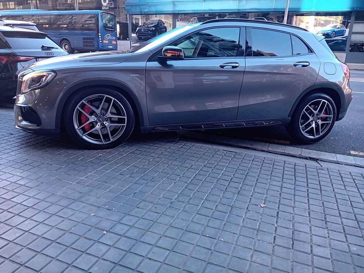 Foto Mercedes-Benz Clase GLA 6