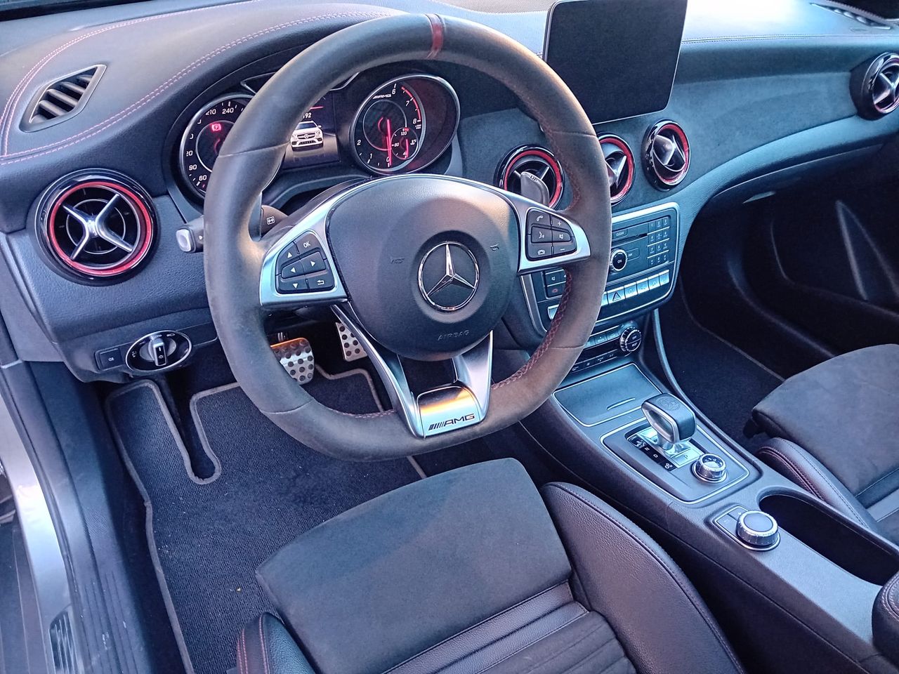 Foto Mercedes-Benz Clase GLA 9