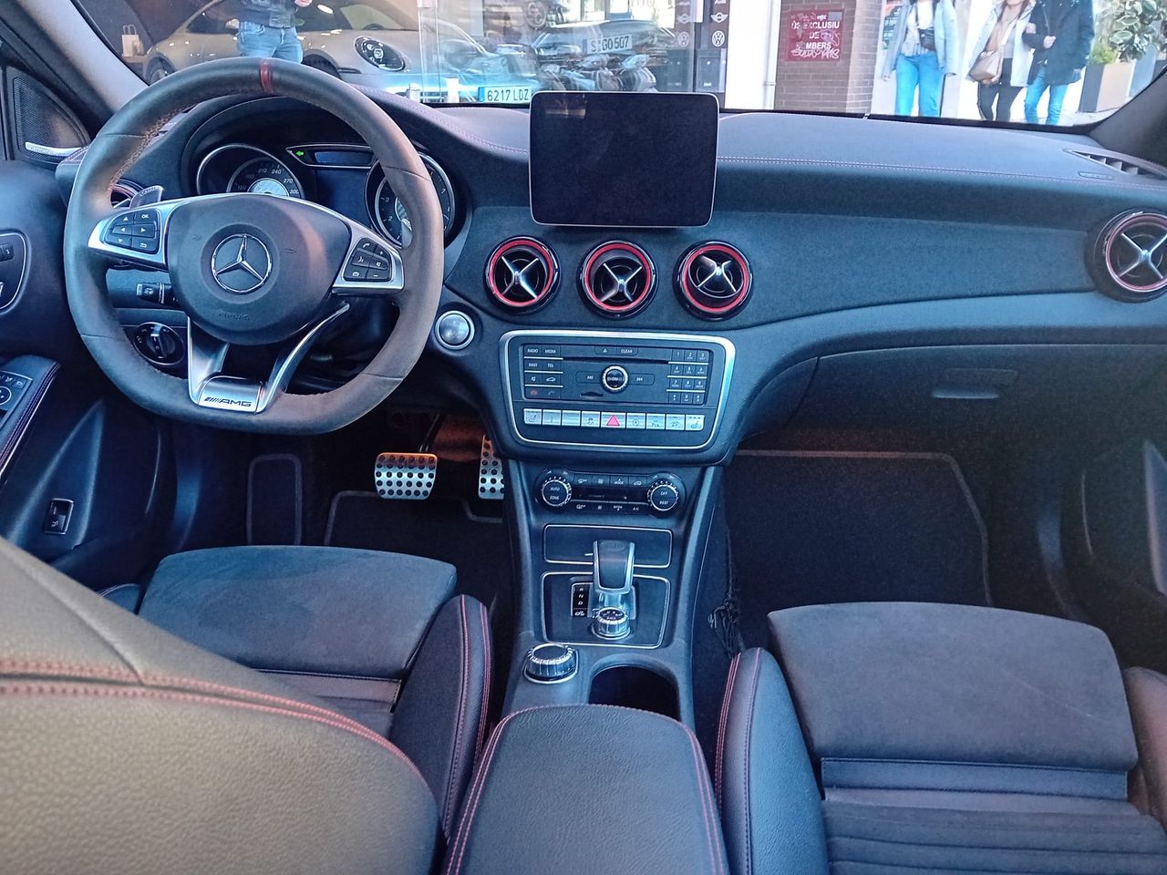 Foto Mercedes-Benz Clase GLA 10