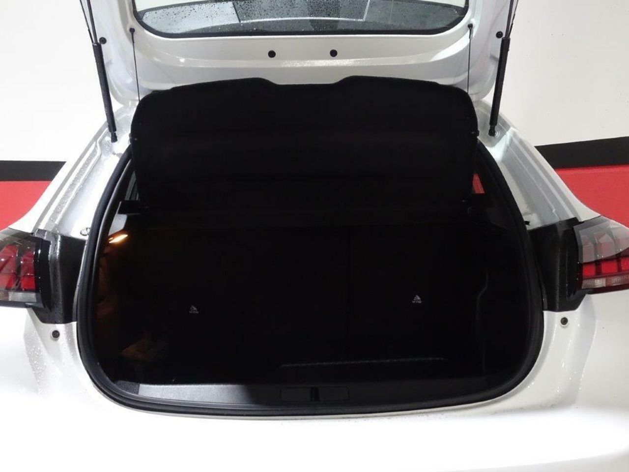 Foto Peugeot 208 15