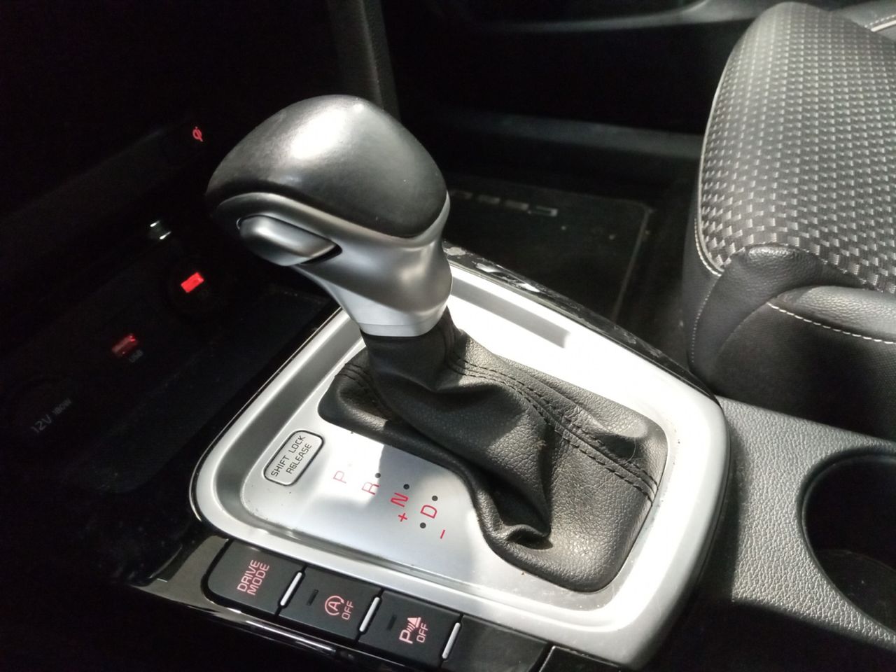 Foto Kia Ceed 12