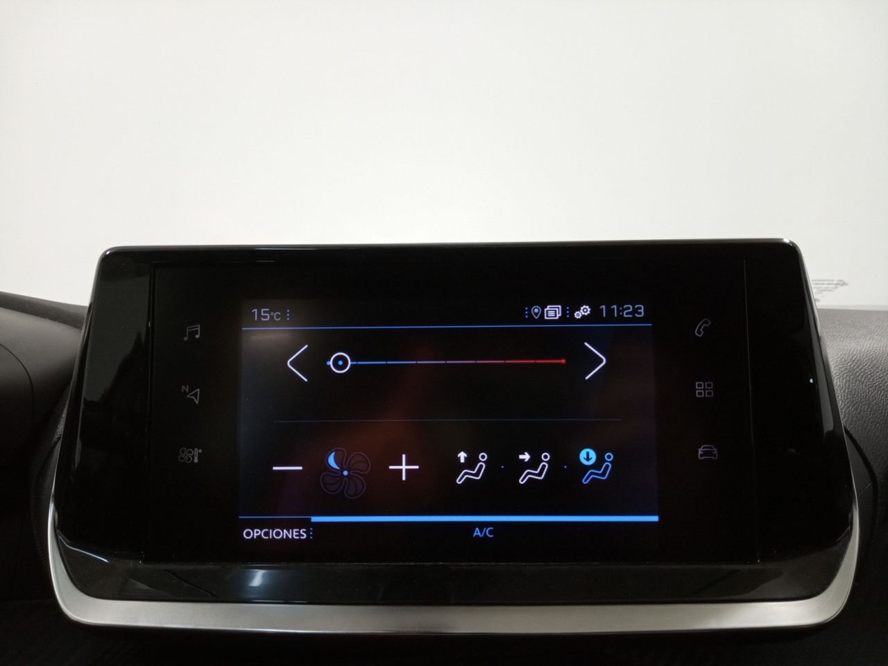 Foto Peugeot 2008 19