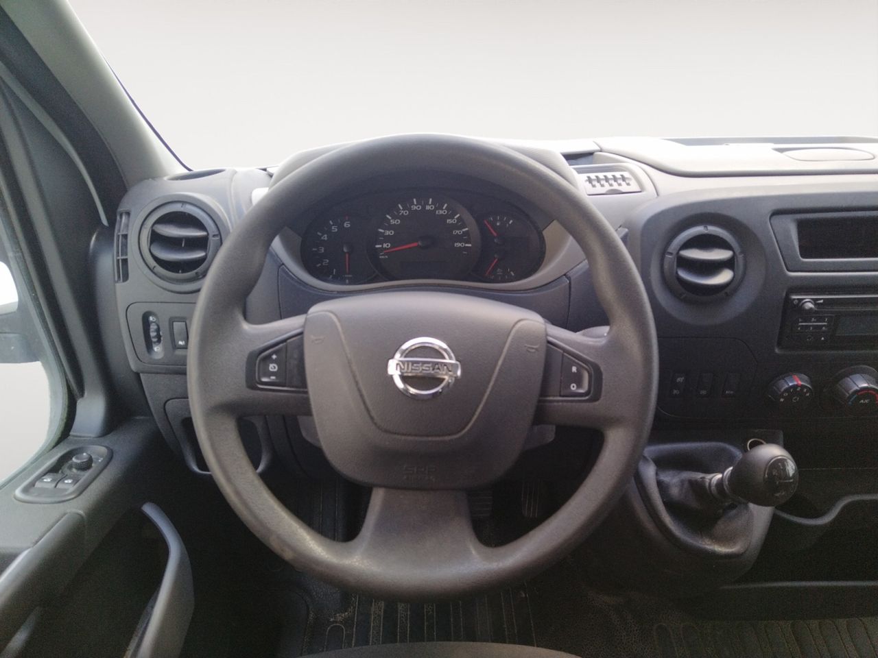 Foto Nissan NV400 6