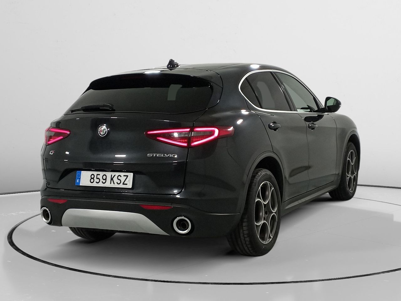 Foto Alfa Romeo Stelvio 2