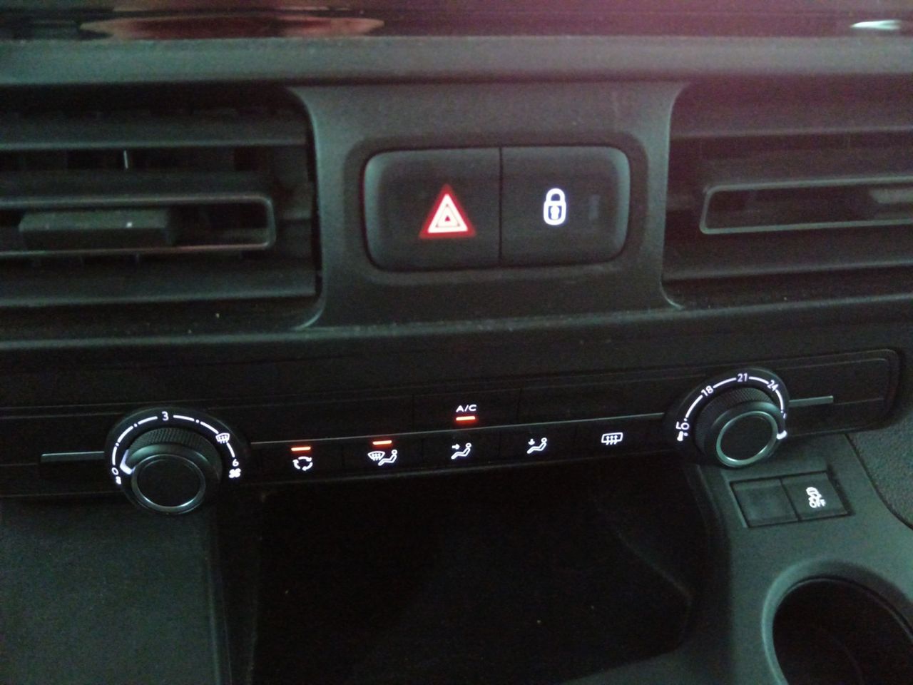 Foto Citroën Berlingo 18