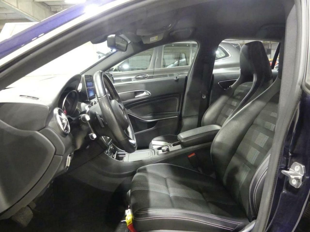 Foto Mercedes-Benz Clase CLA 7