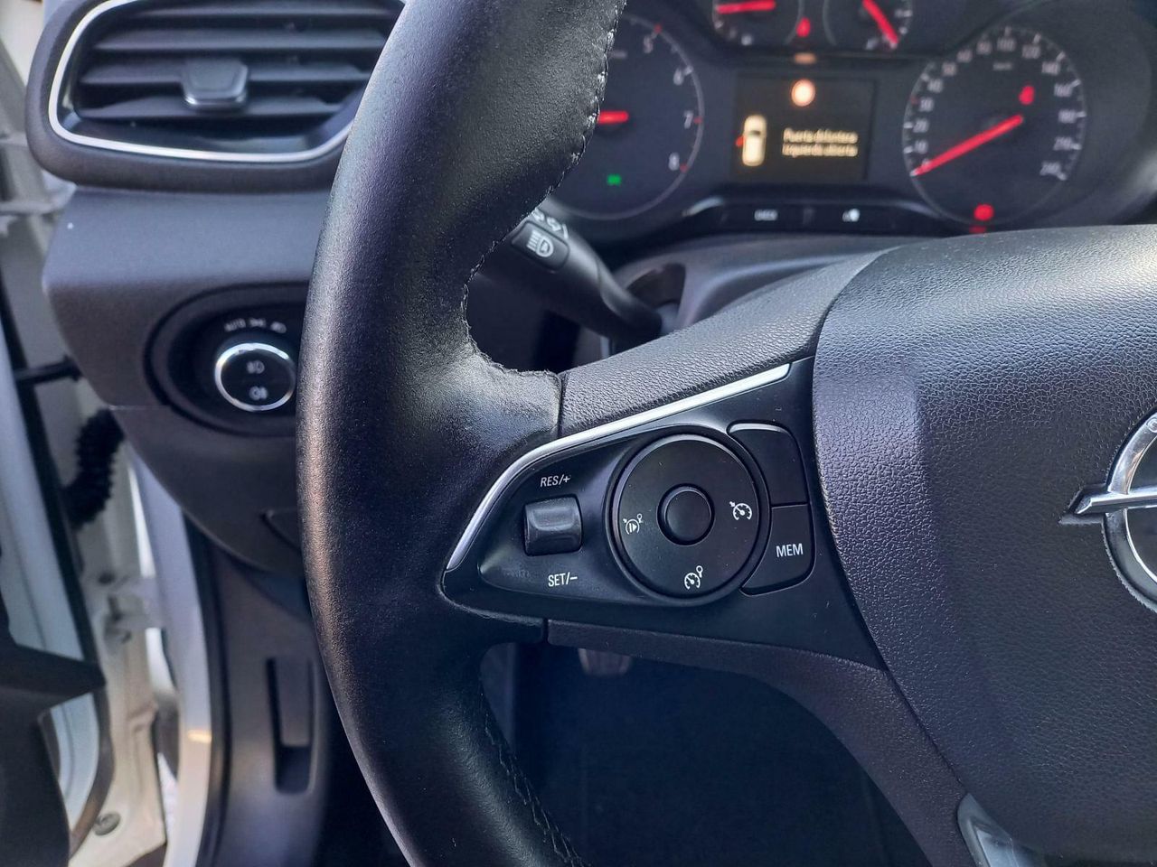 Foto Opel Grandland X 12