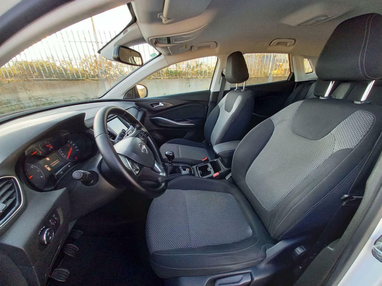 Foto Opel Grandland X 21