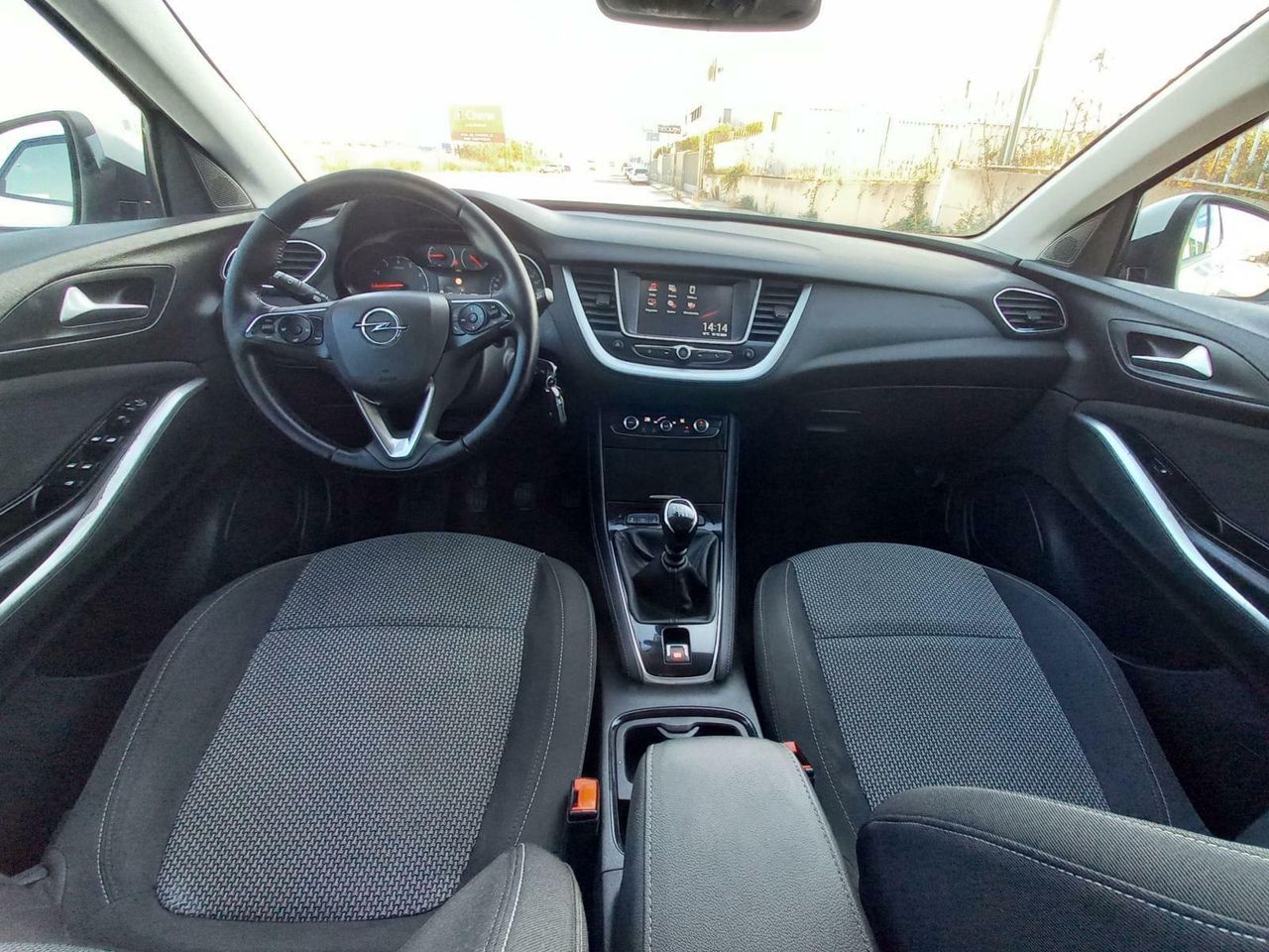 Foto Opel Grandland X 24
