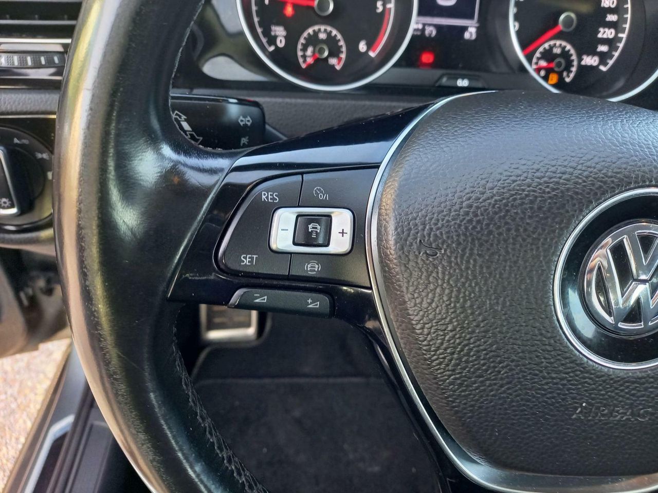 Foto Volkswagen Golf 14