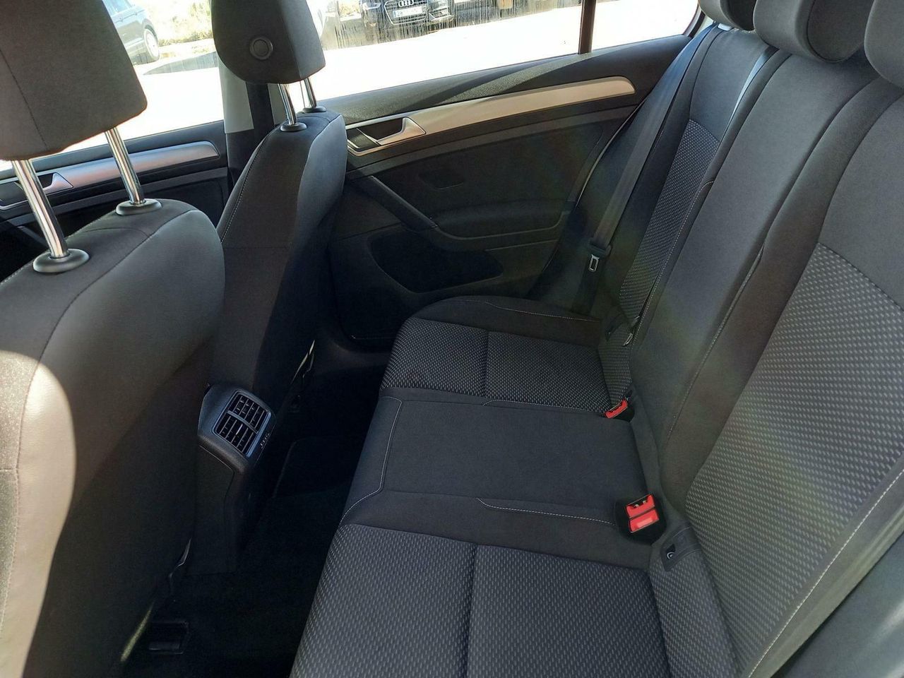 Foto Volkswagen Golf 23