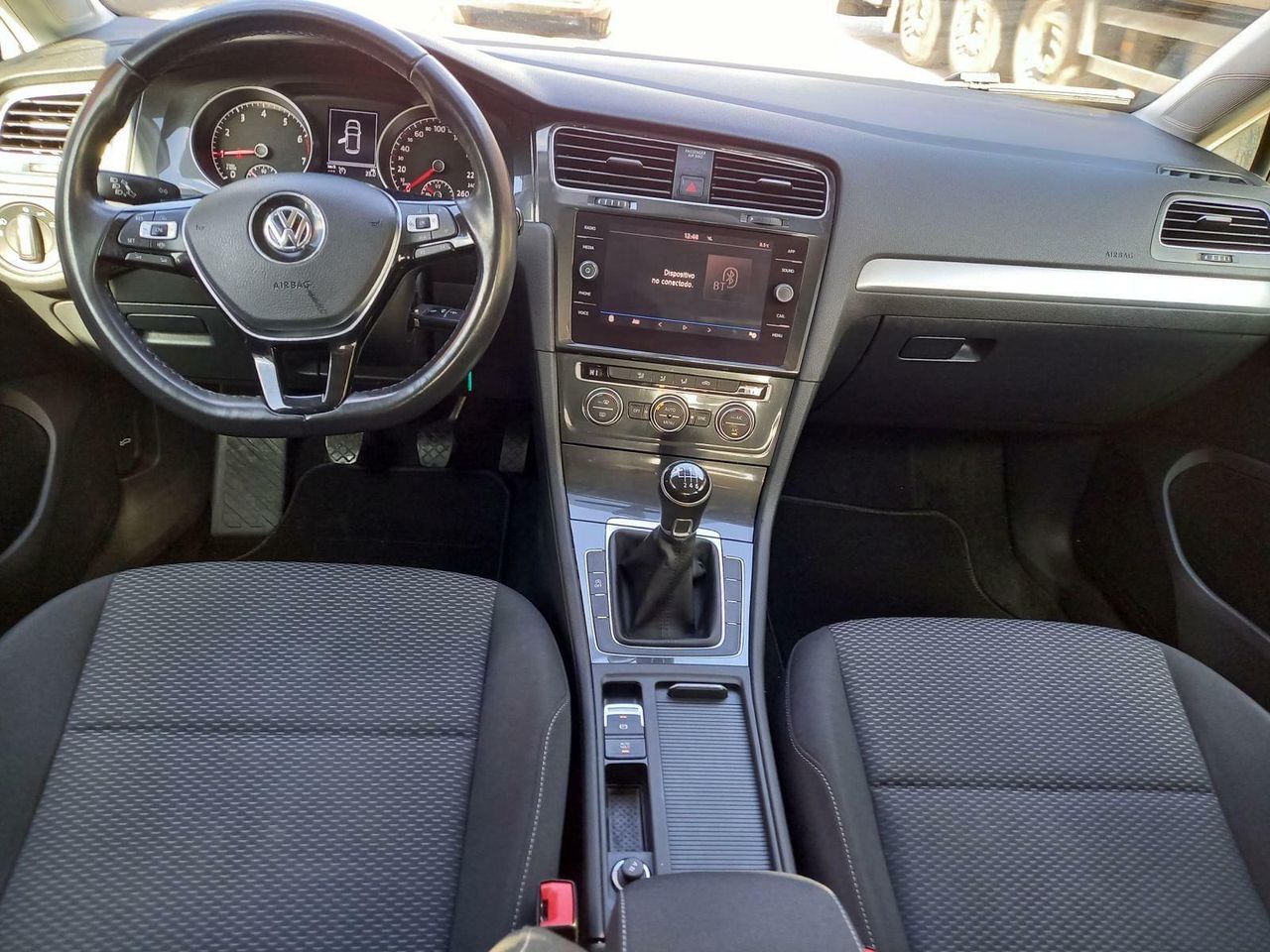 Foto Volkswagen Golf 25