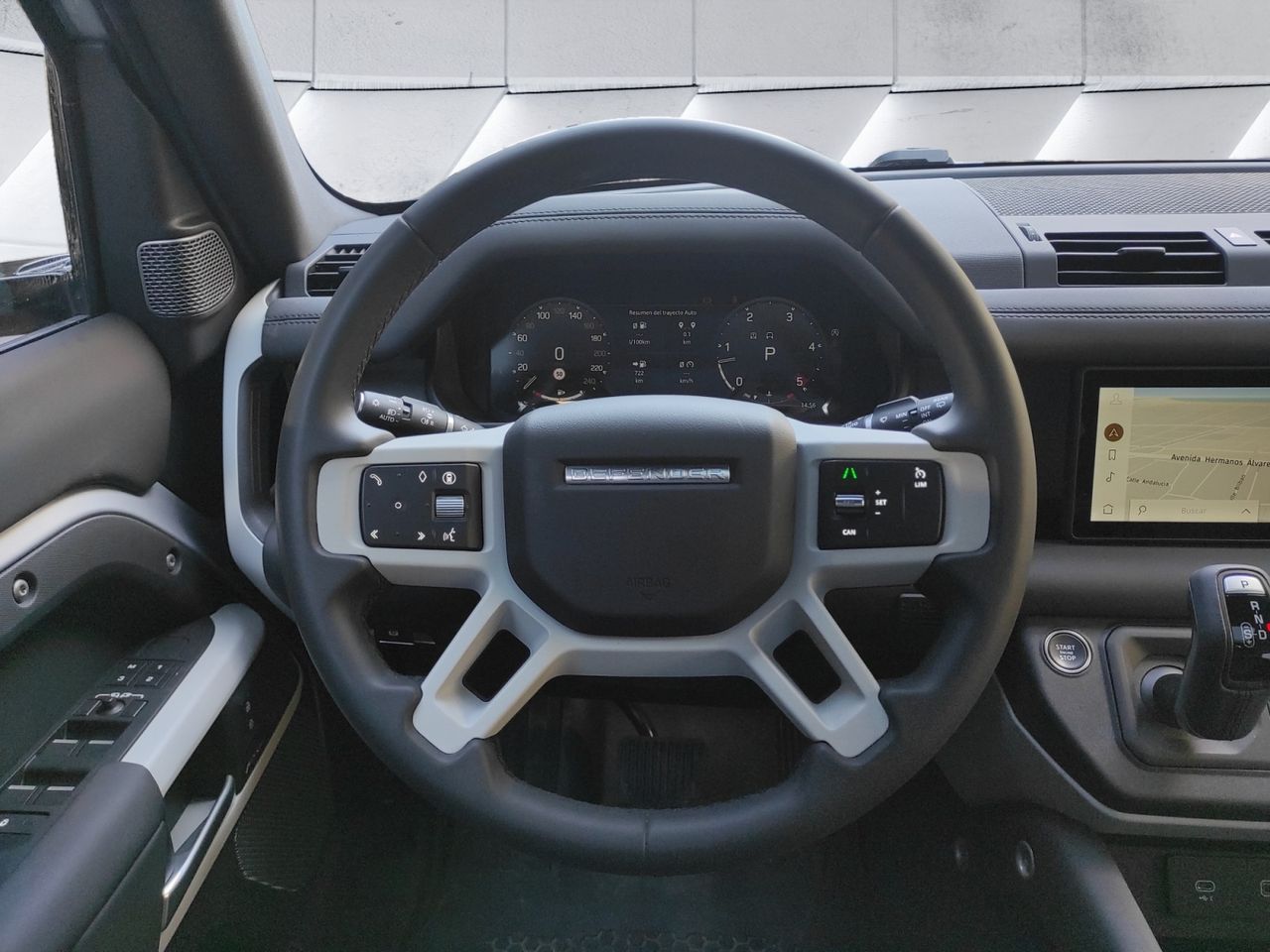 Foto Land-Rover Defender 14