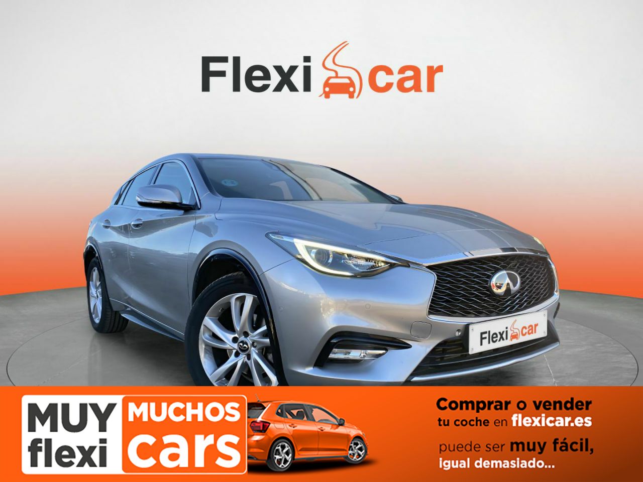 Foto Infiniti Q30 1