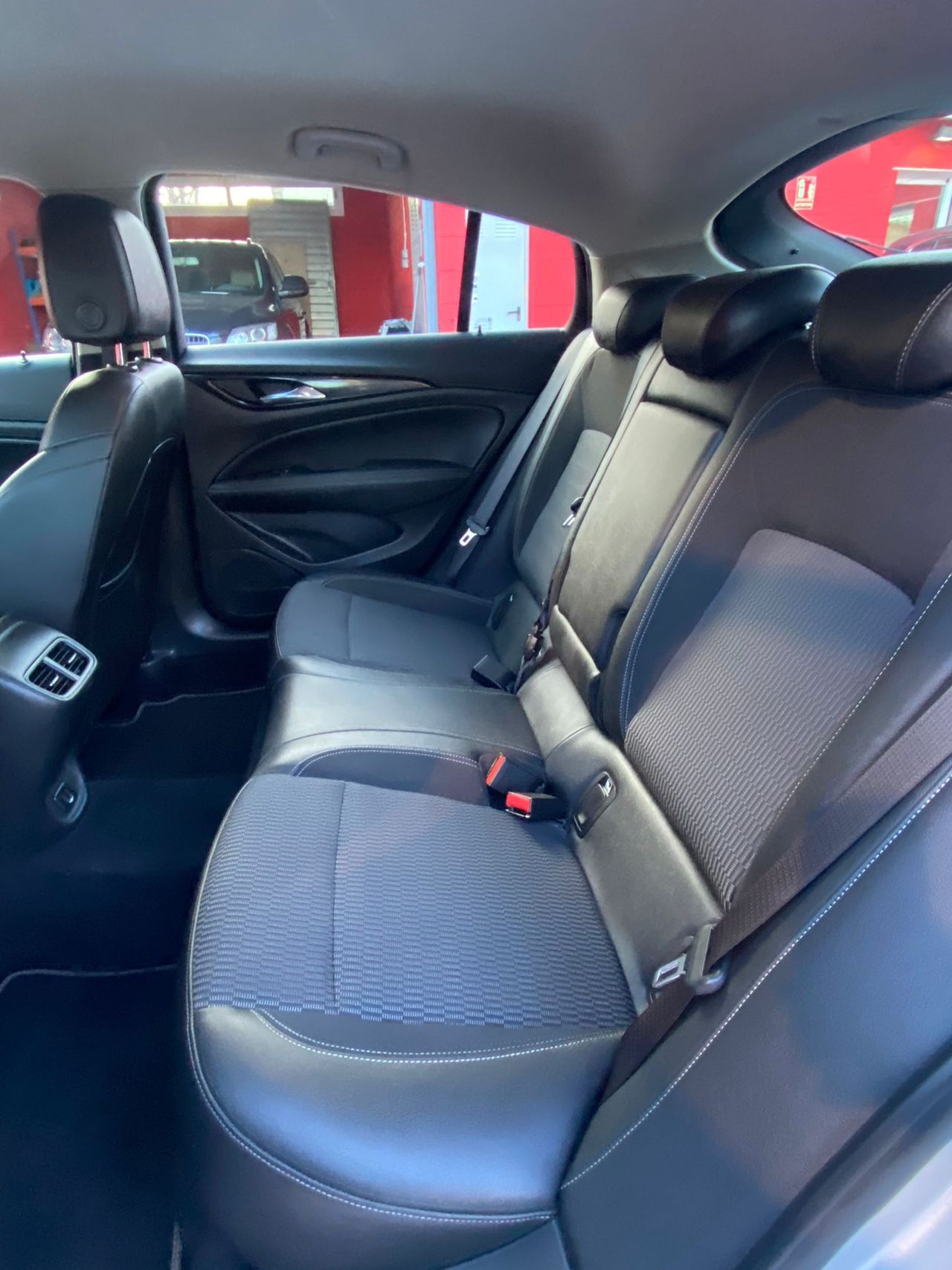 Foto Opel Insignia  13