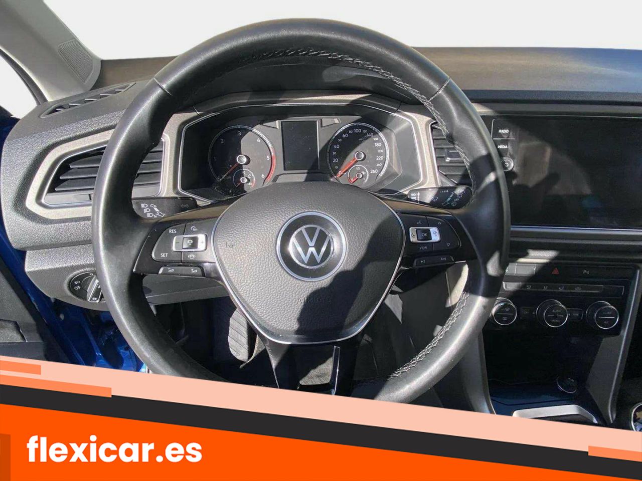 Foto Volkswagen T-Roc 12