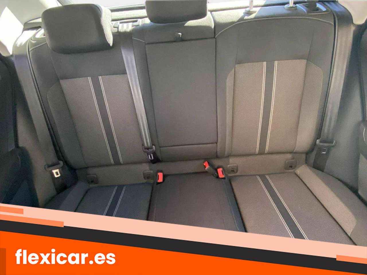 Foto Volkswagen T-Roc 16