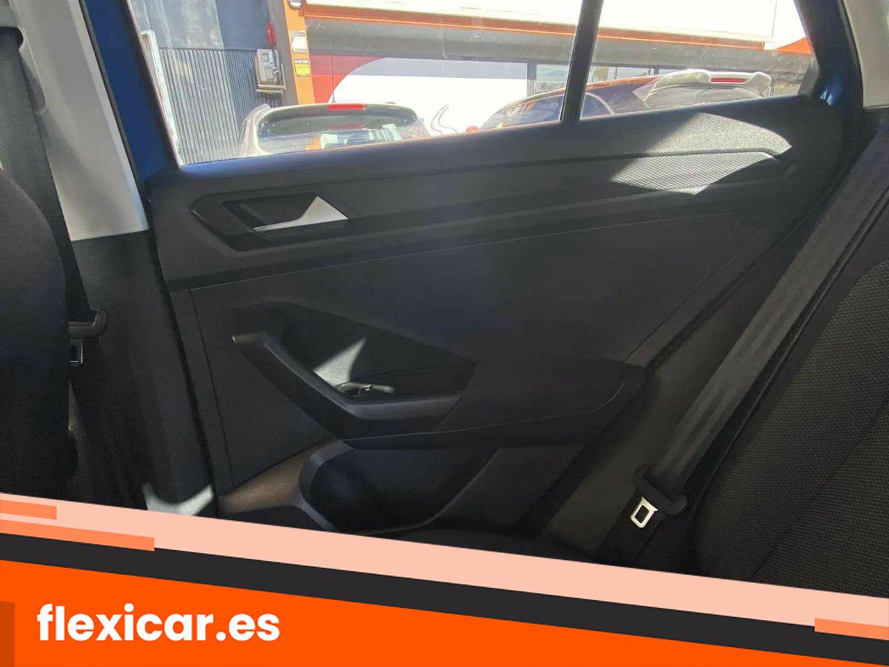 Foto Volkswagen T-Roc 22