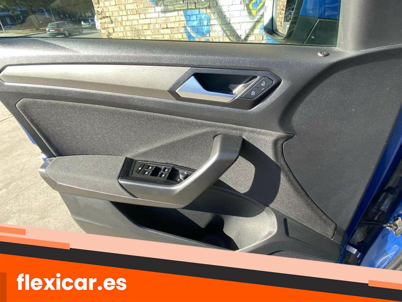 Foto Volkswagen T-Roc 23
