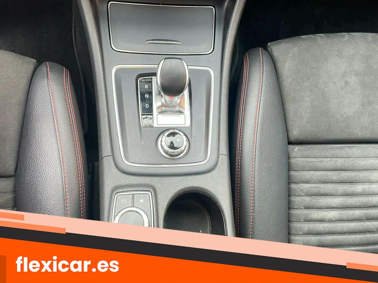 Foto Mercedes-Benz Clase A 25